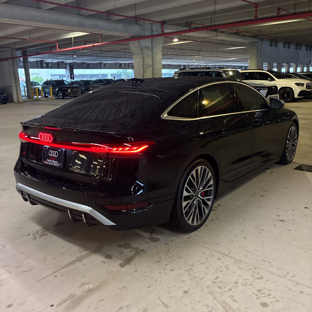 2025 Audi S6 e-tron Premium Plus