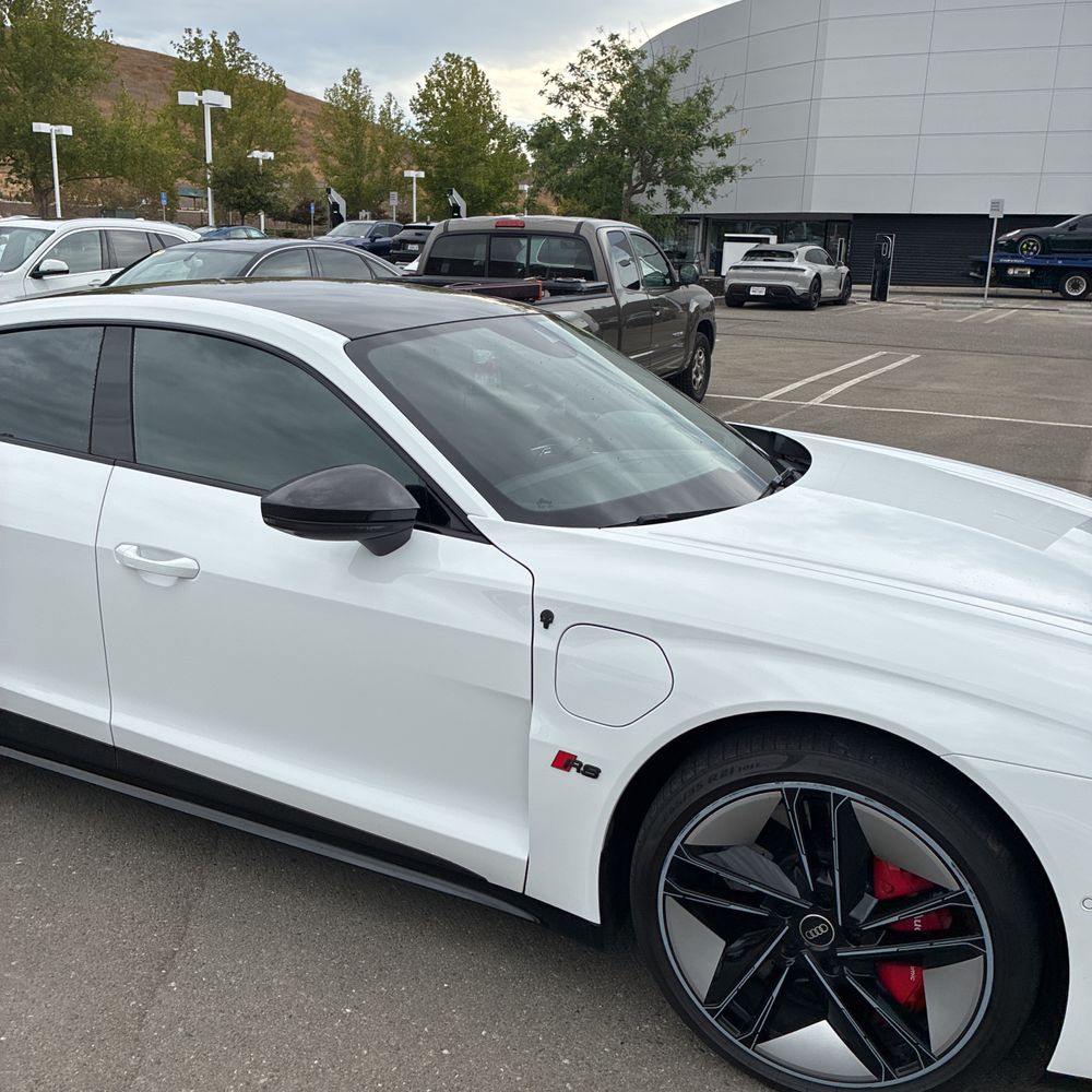 2022 Audi e-tron GT RS