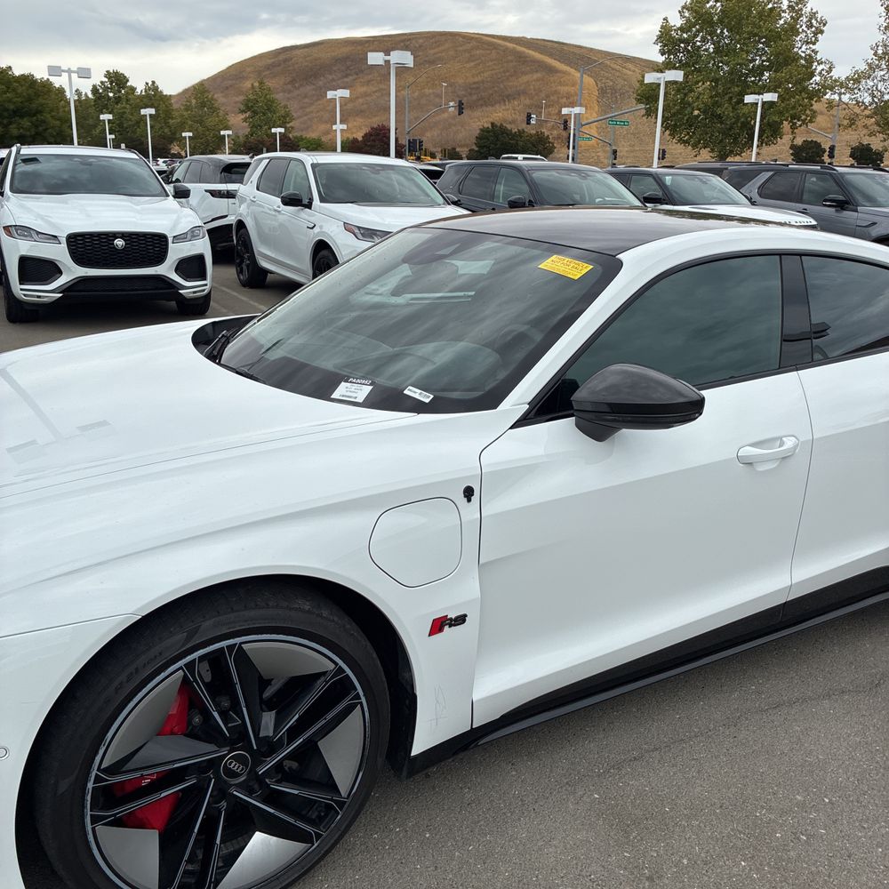 2022 Audi e-tron GT RS