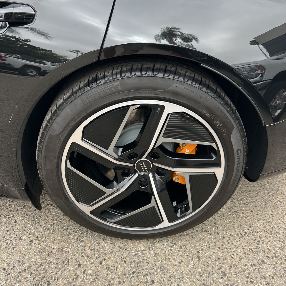 2024 Audi RS e-tron GT Base