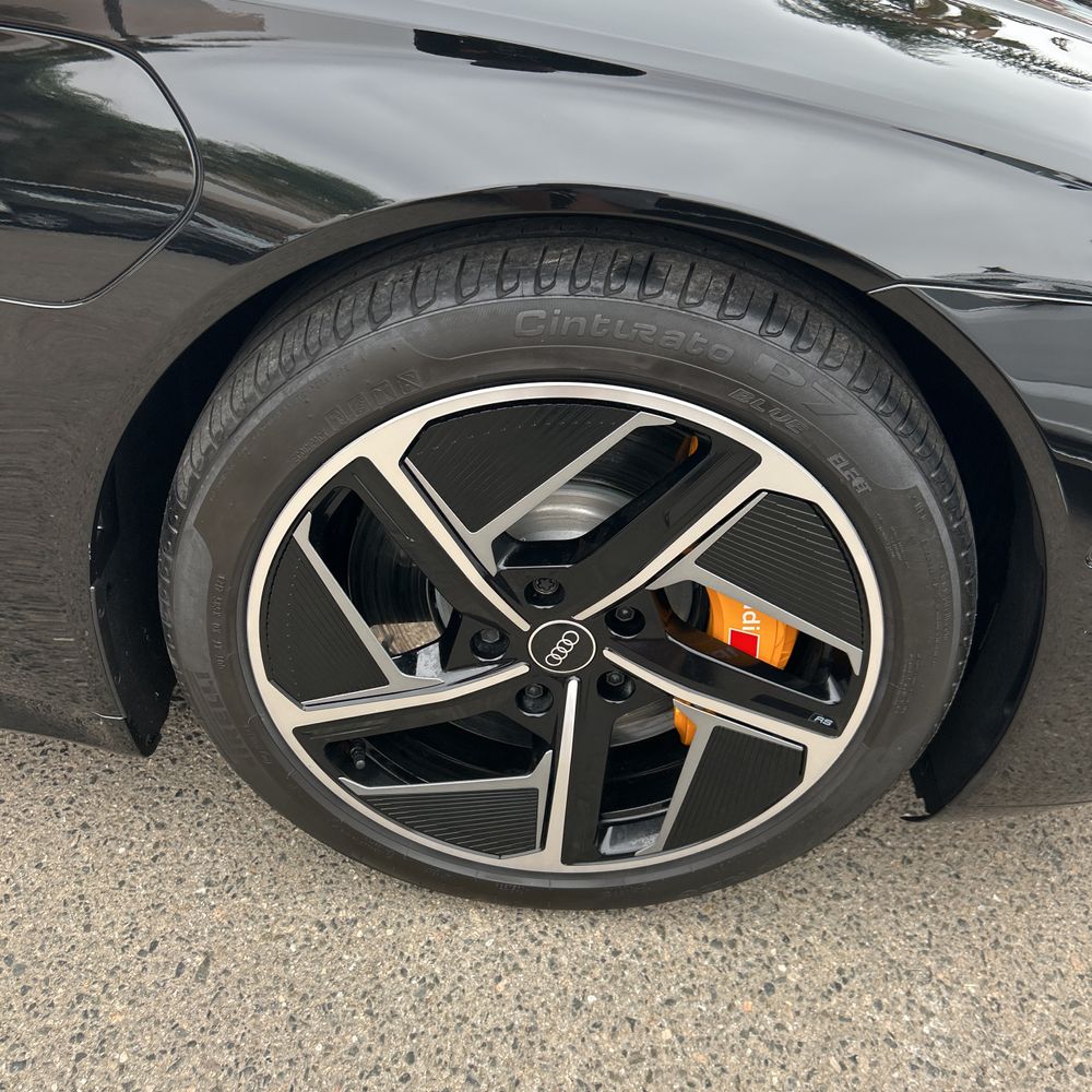 2024 Audi RS e-tron GT Base