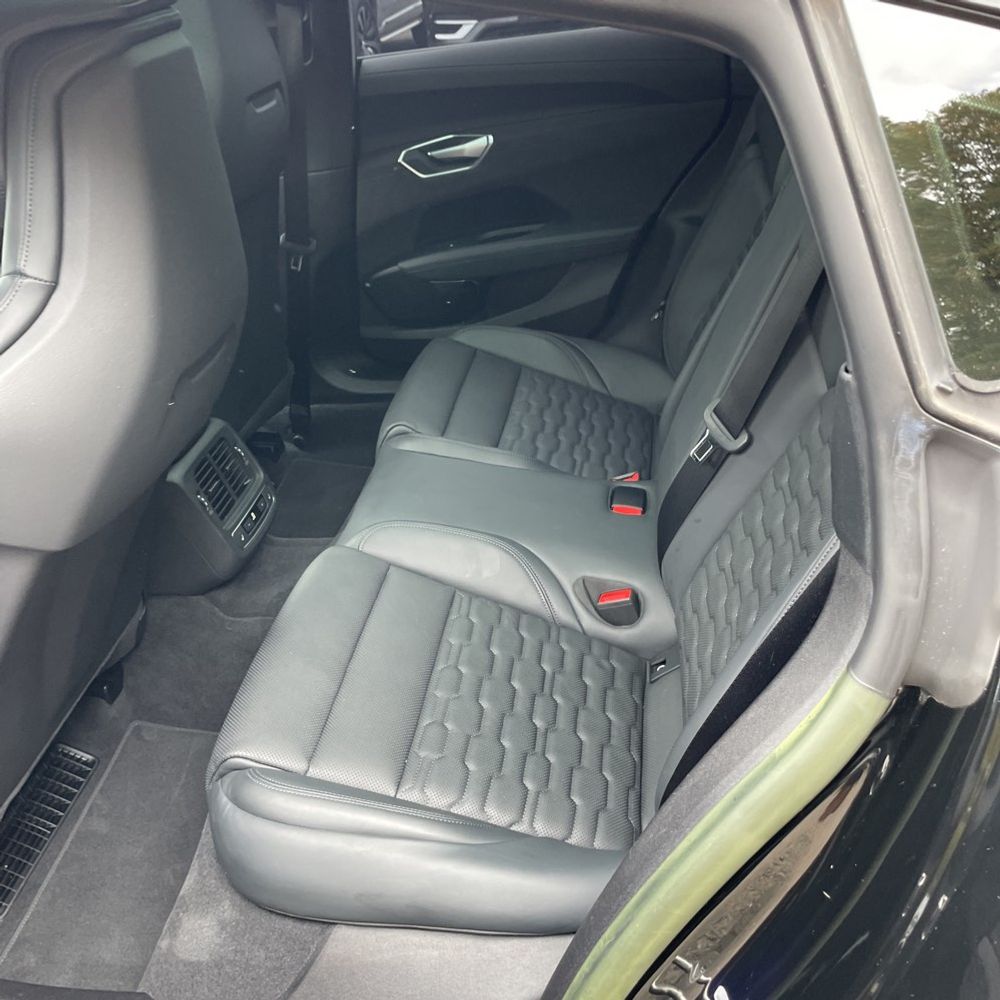 2023 Audi e-tron GT Prestige