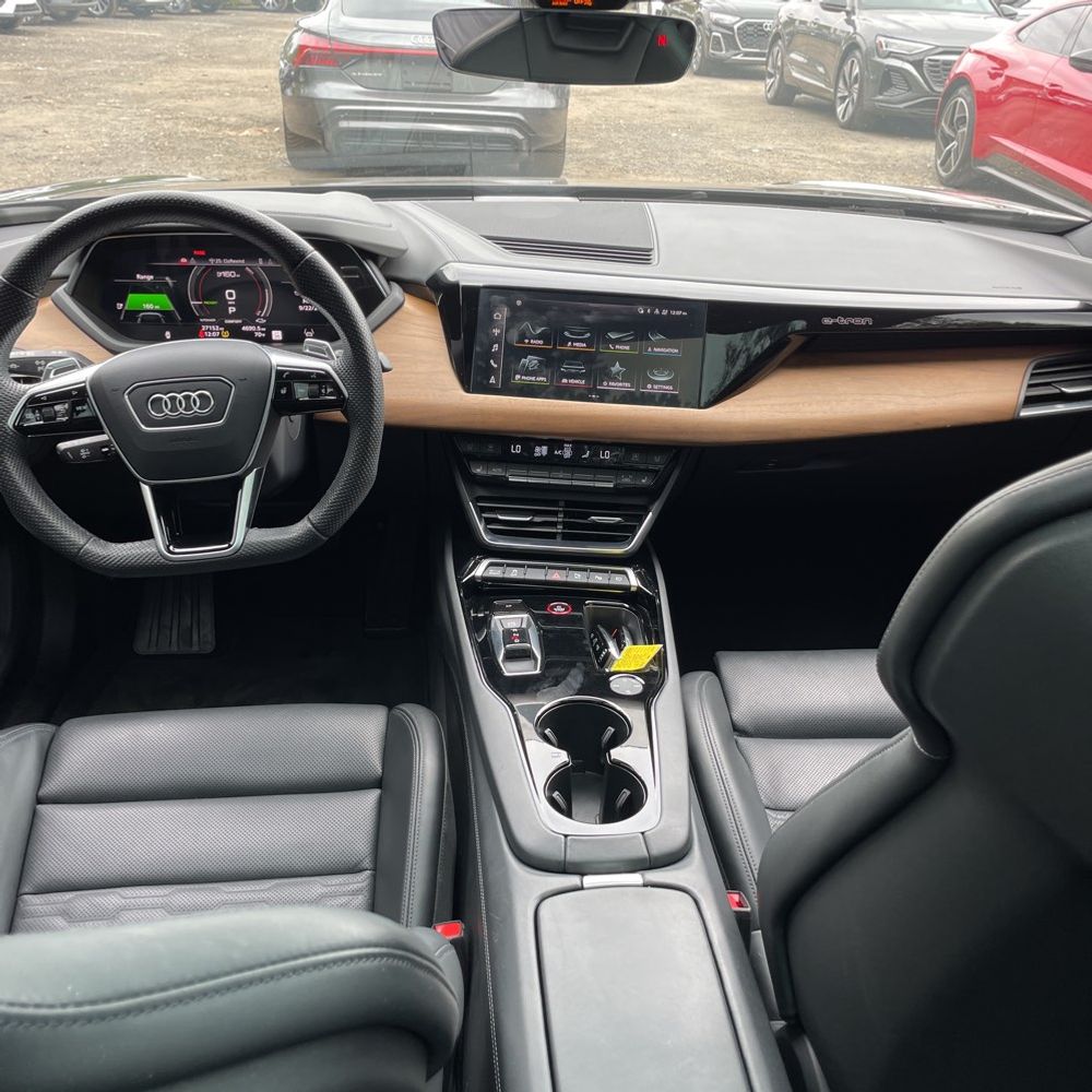 2023 Audi e-tron GT Prestige
