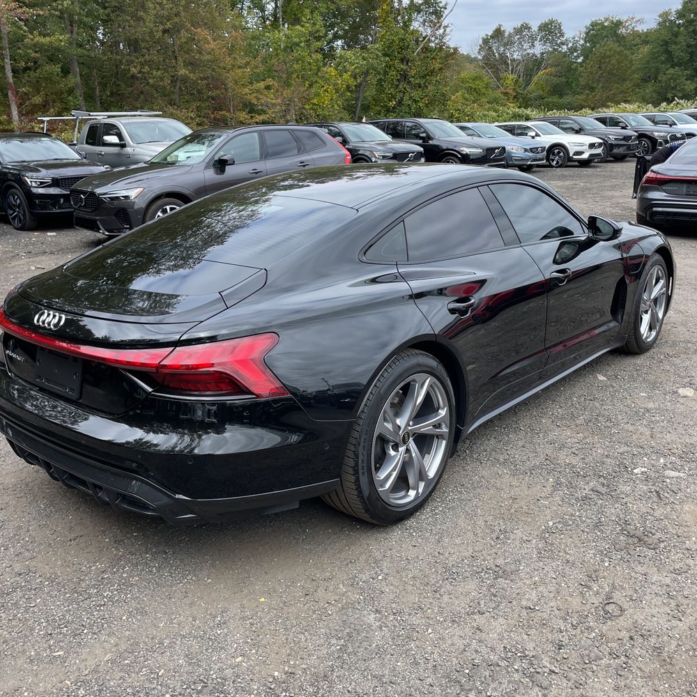 2023 Audi e-tron GT Prestige