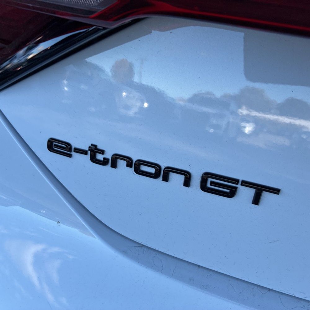 2023 Audi e-tron GT Prestige