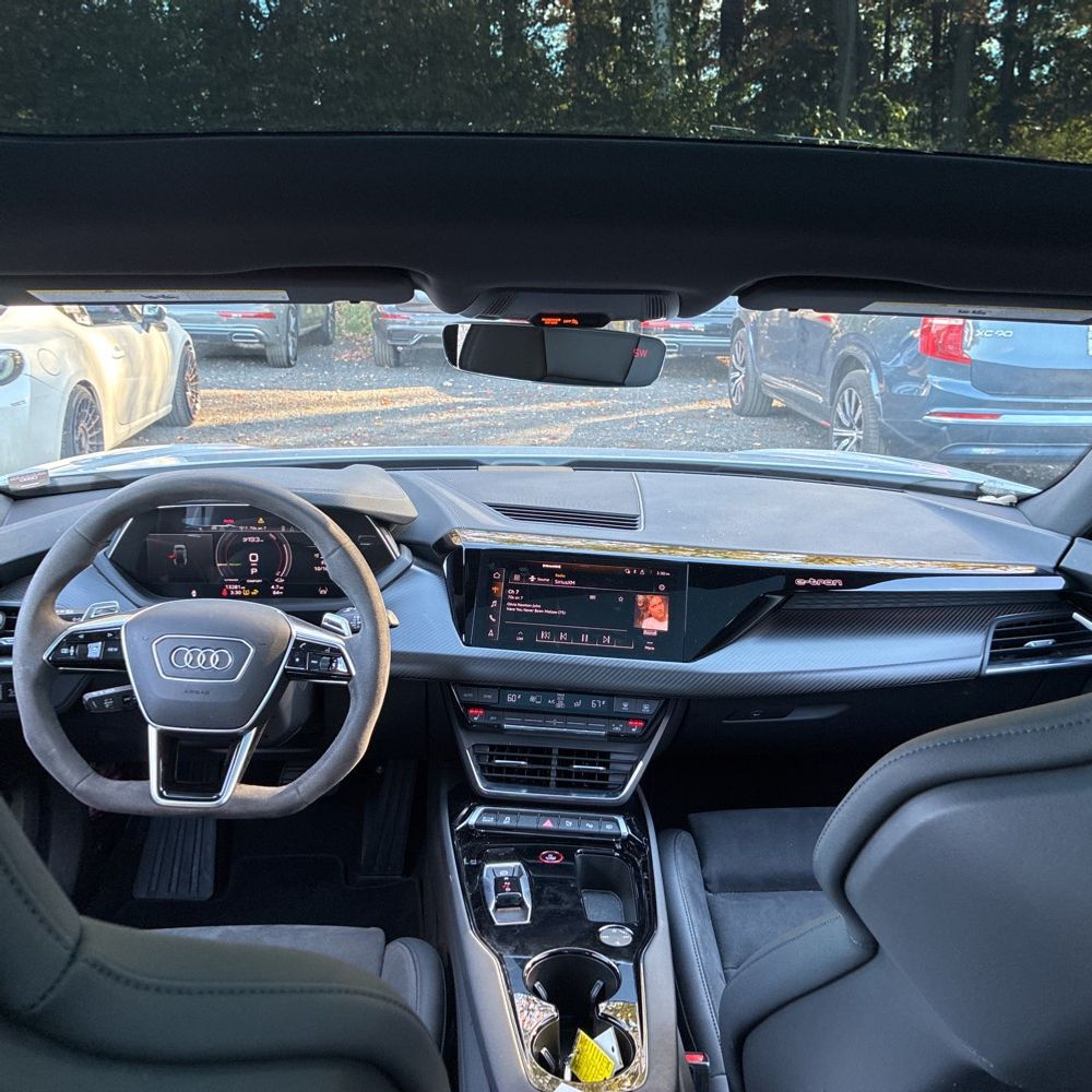 2023 Audi e-tron GT Prestige