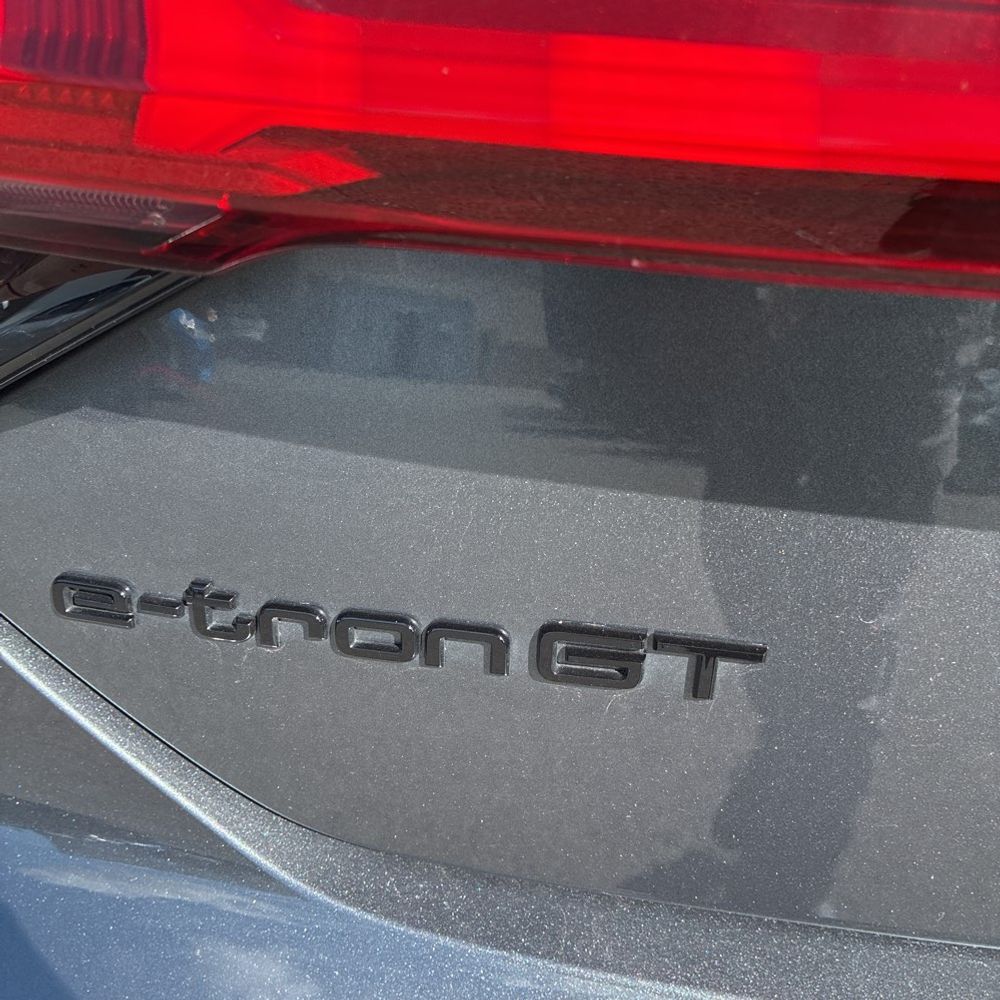 2024 Audi e-tron GT Prestige