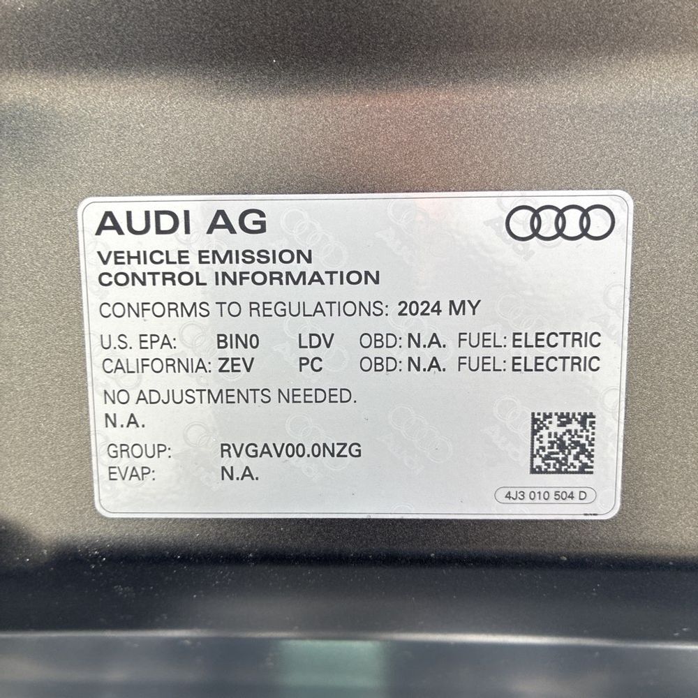 2024 Audi e-tron GT Prestige
