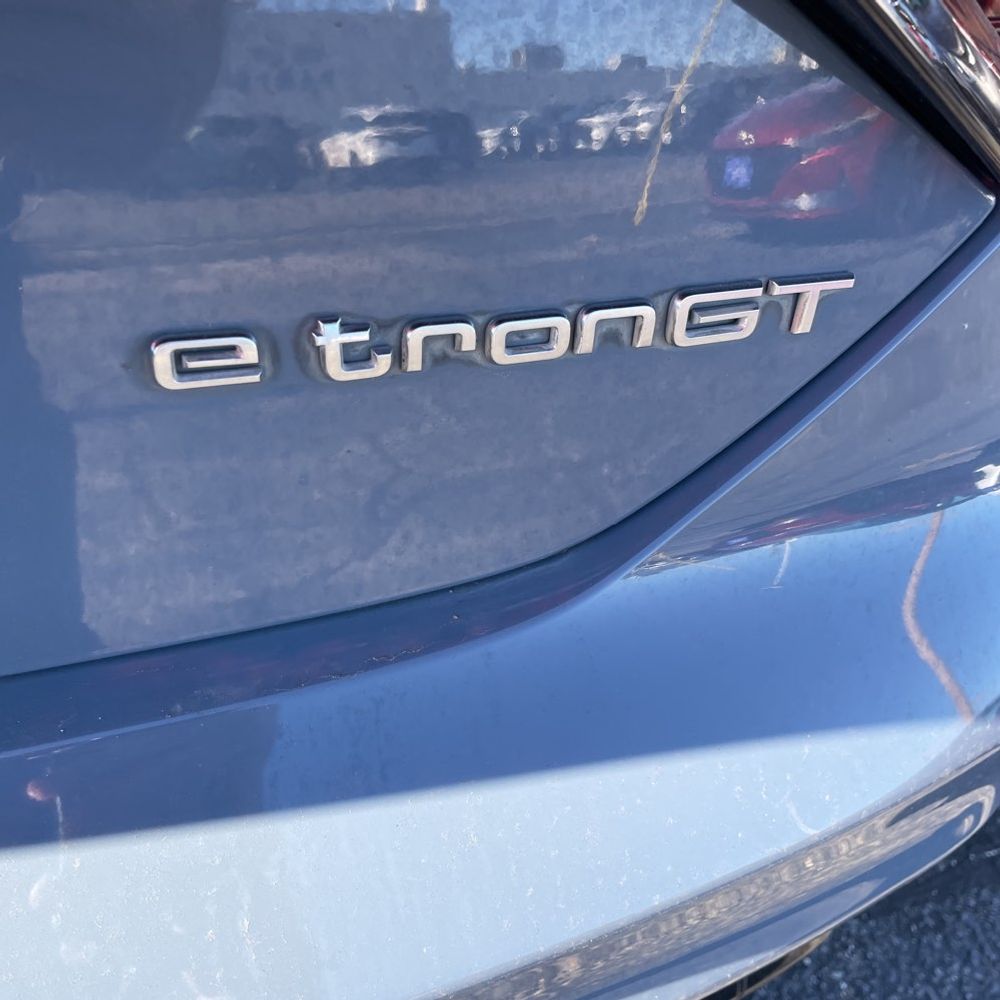 2022 Audi e-tron GT Prestige