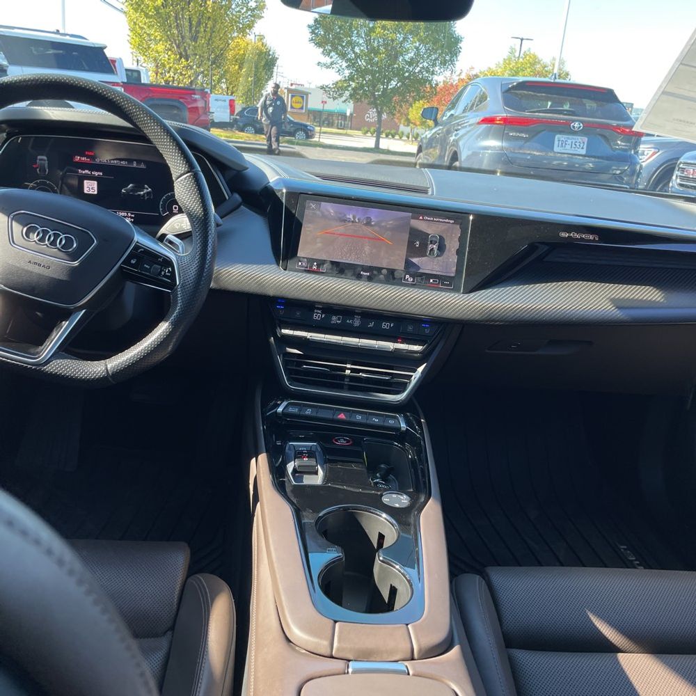 2022 Audi e-tron GT Prestige