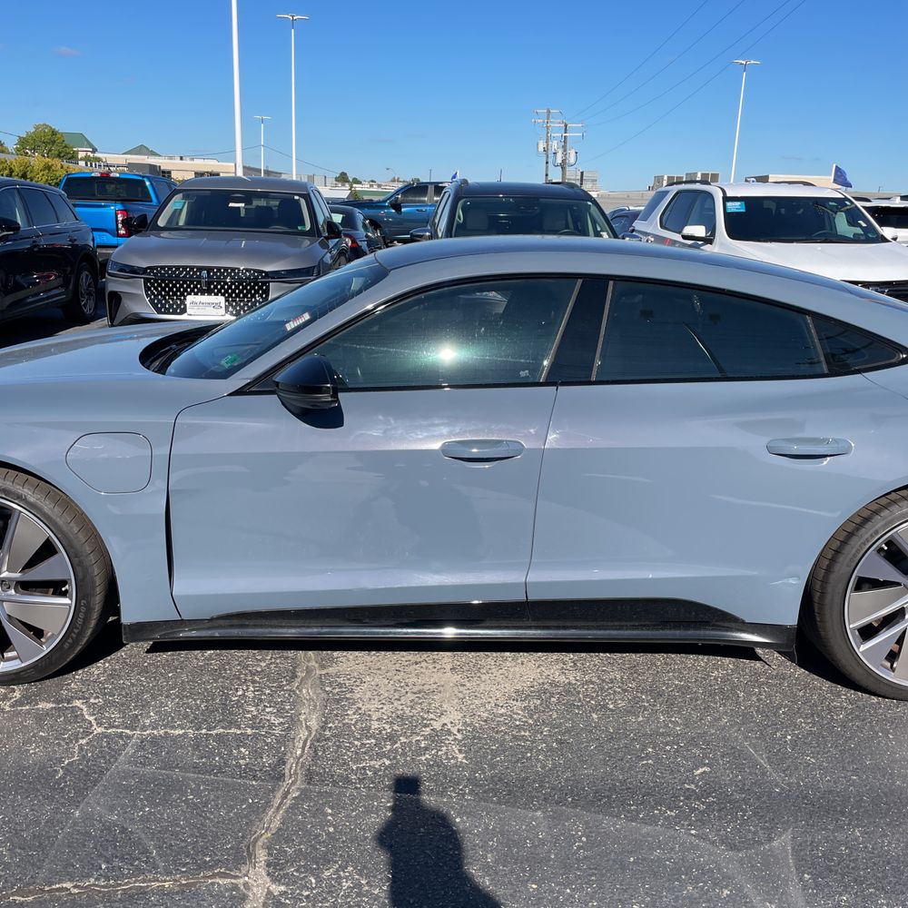 2022 Audi e-tron GT Prestige