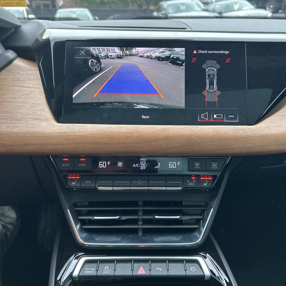 2022 Audi e-tron GT Premium Plus