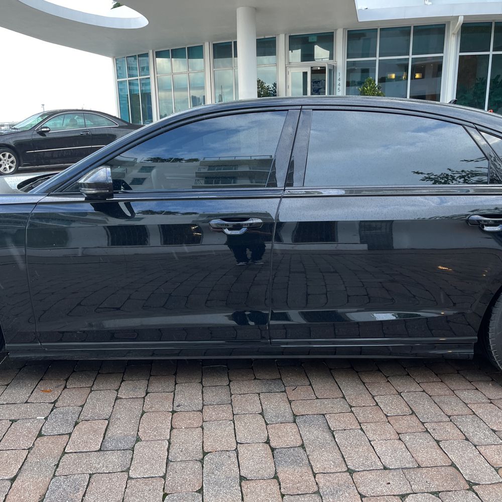 2023 Audi S8