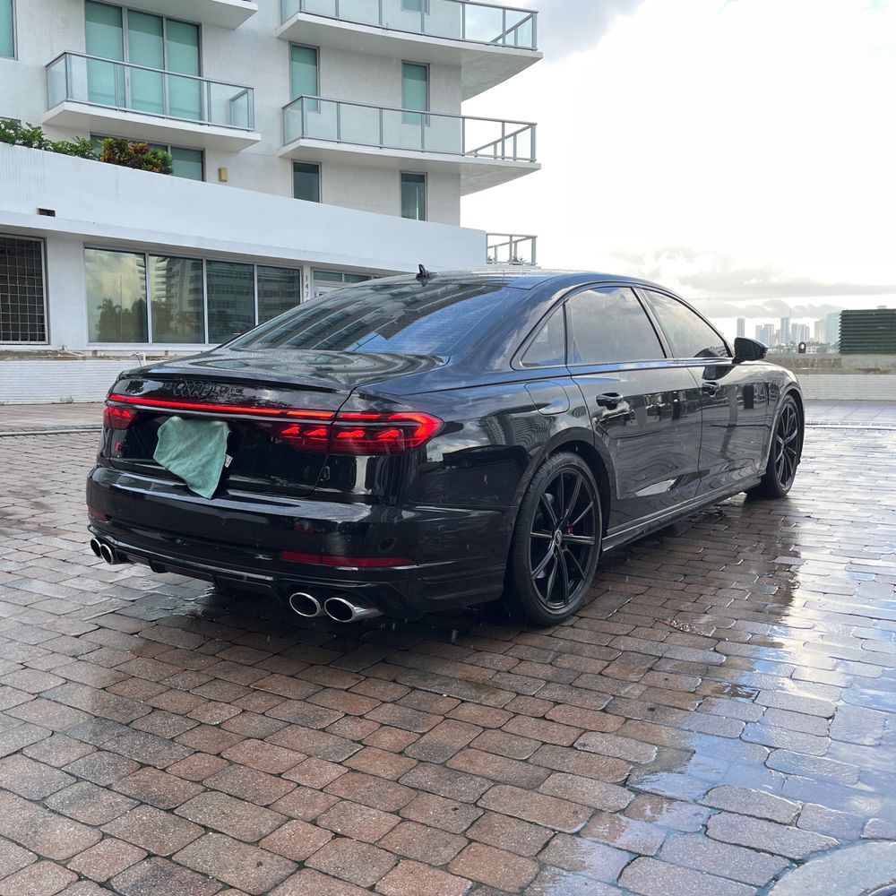 2023 Audi S8