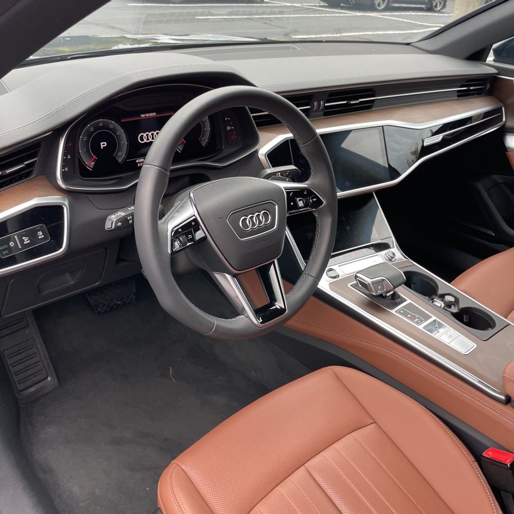 2025 Audi A7 Premium Plus 55