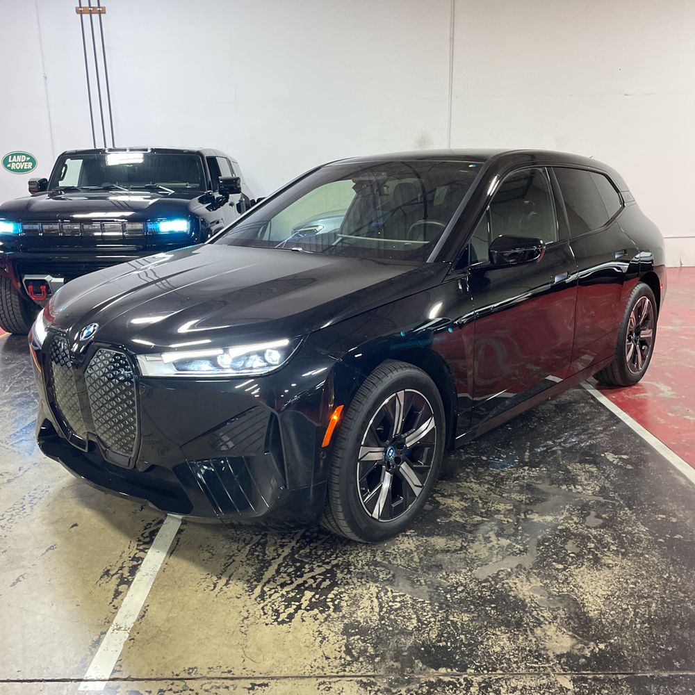 2025 BMW iX xDrive50