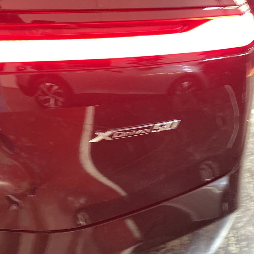 2025 BMW iX xDrive50