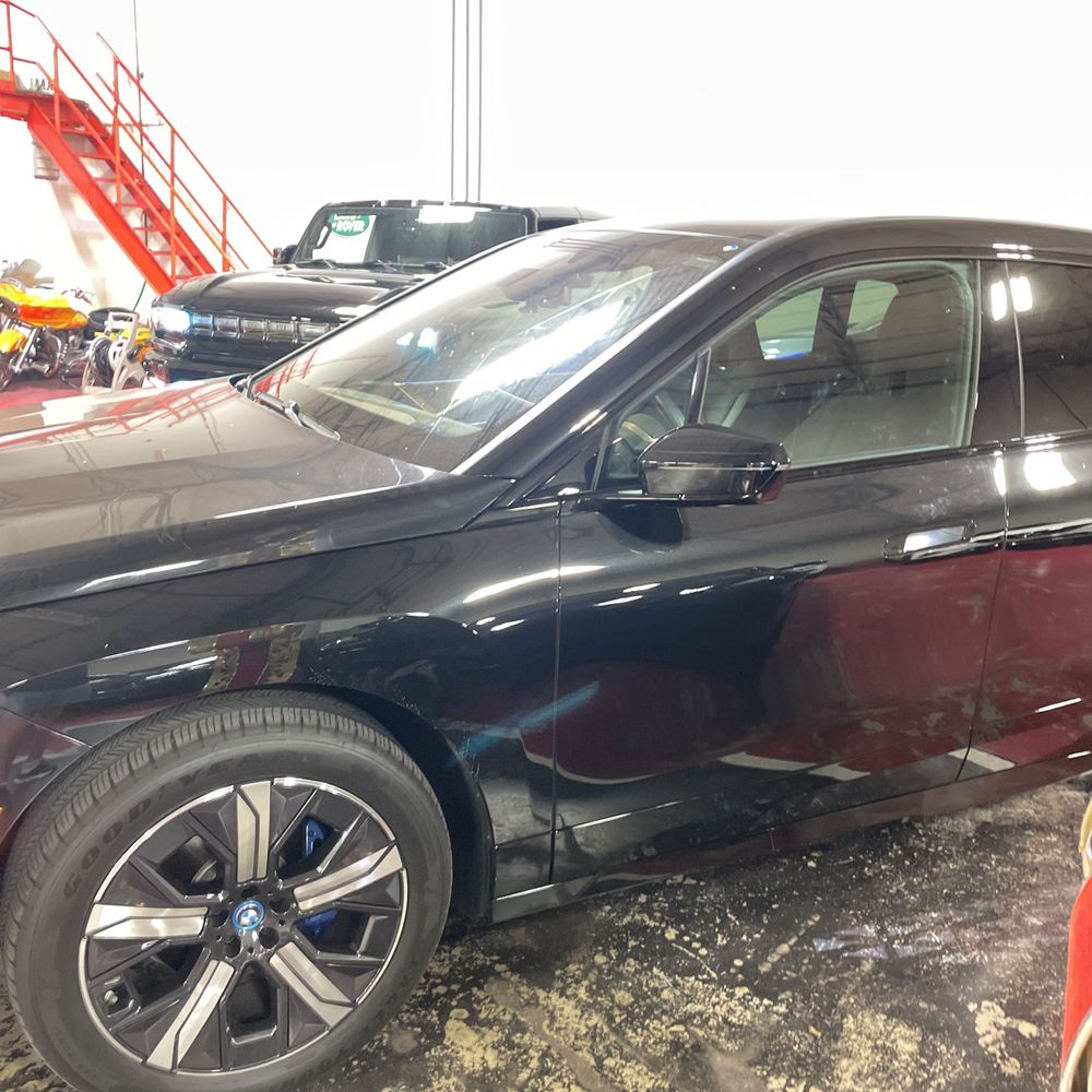 2025 BMW iX xDrive50