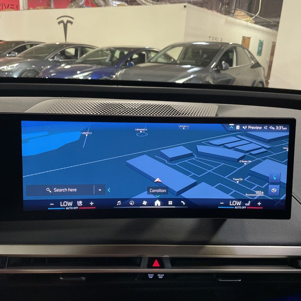 2025 BMW iX xDrive50