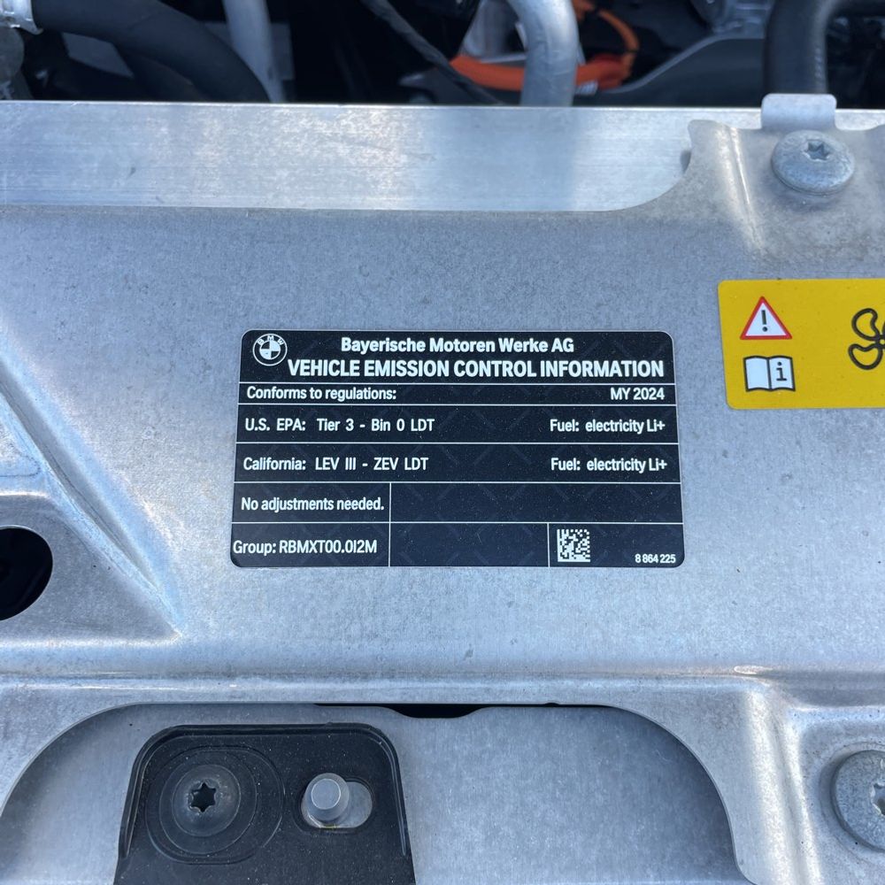 2024 BMW iX xDrive50
