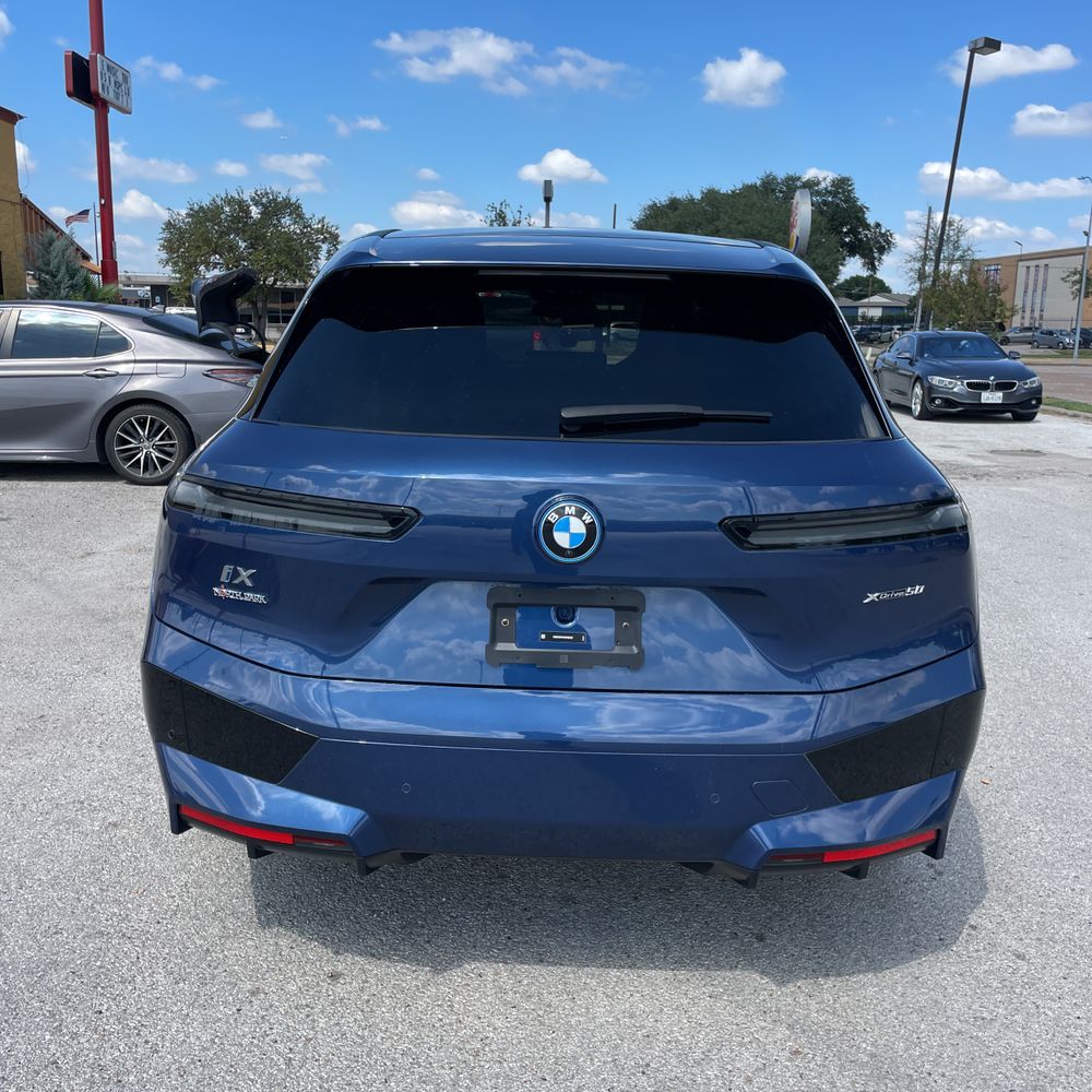 2024 BMW iX xDrive50