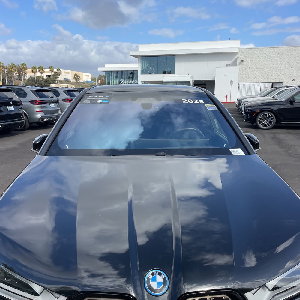 2025 BMW iX xDrive50
