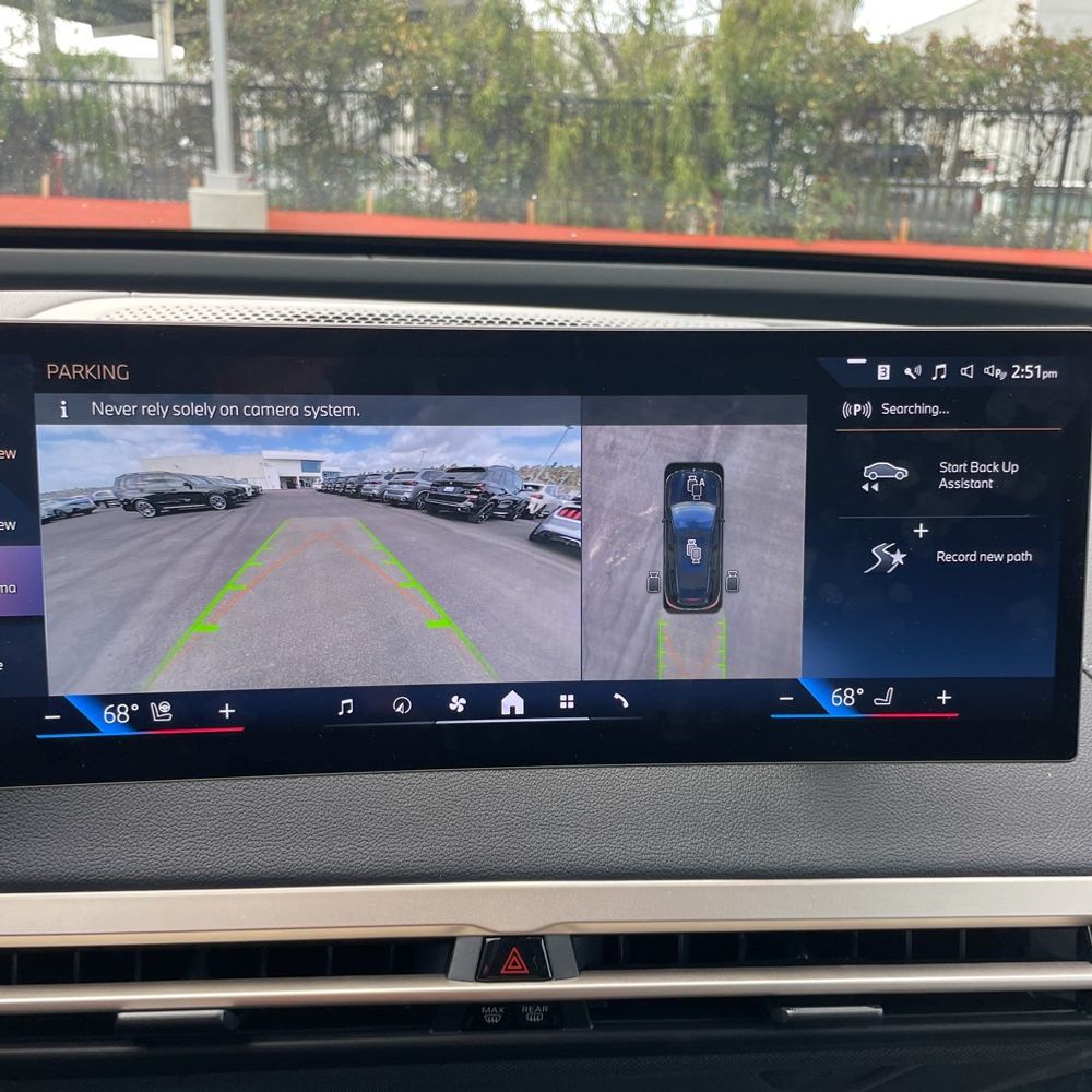 2025 BMW iX xDrive50