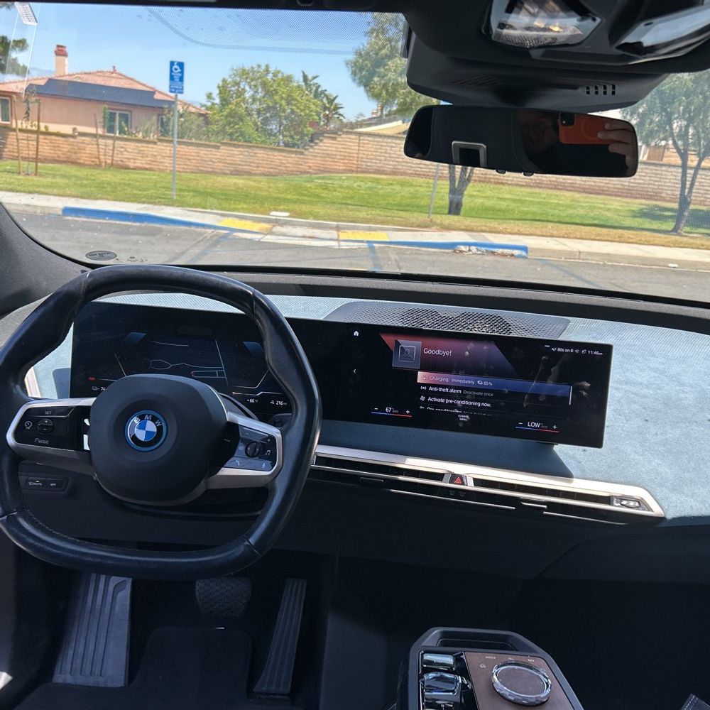 2023 BMW iX xDrive50