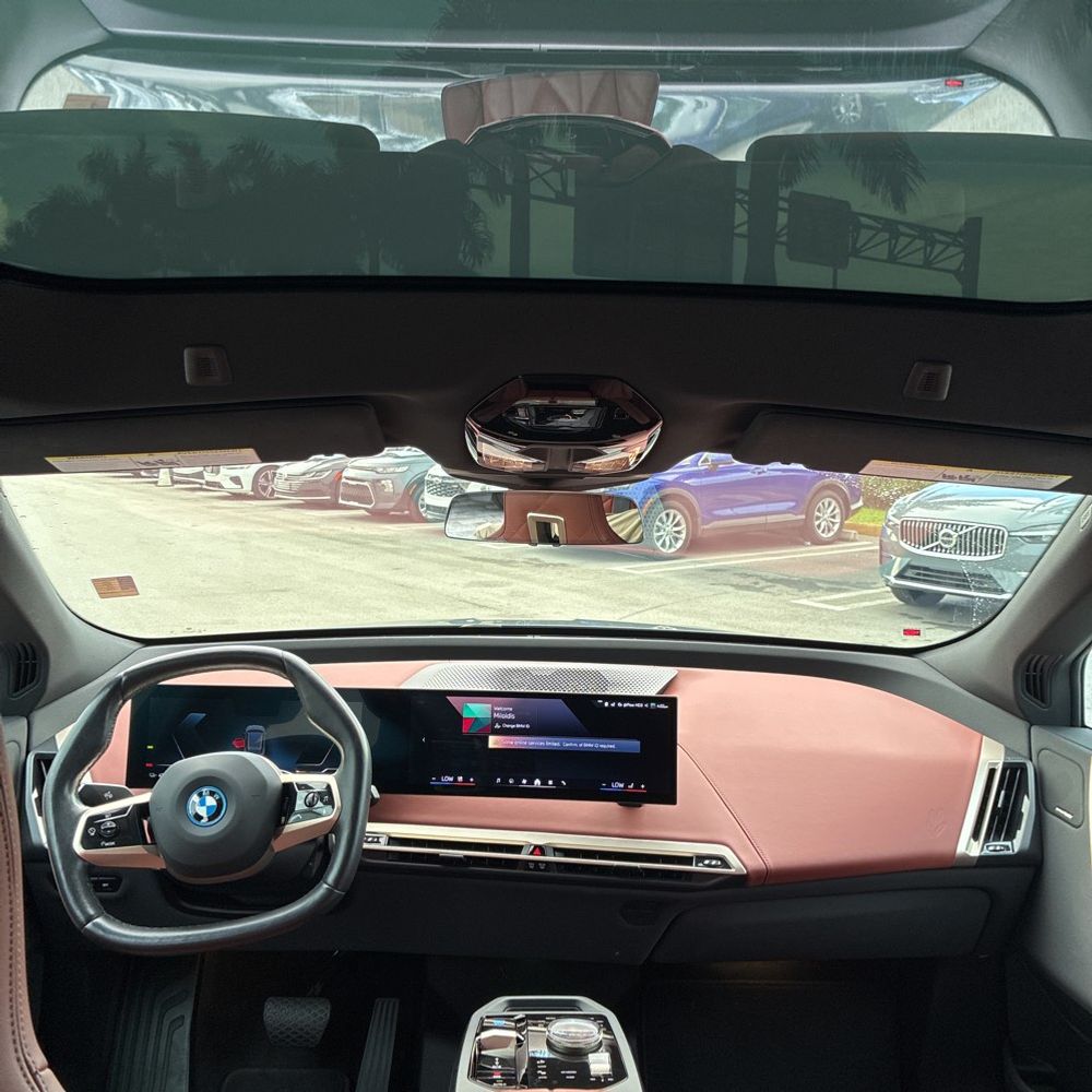 2024 BMW iX xDrive50