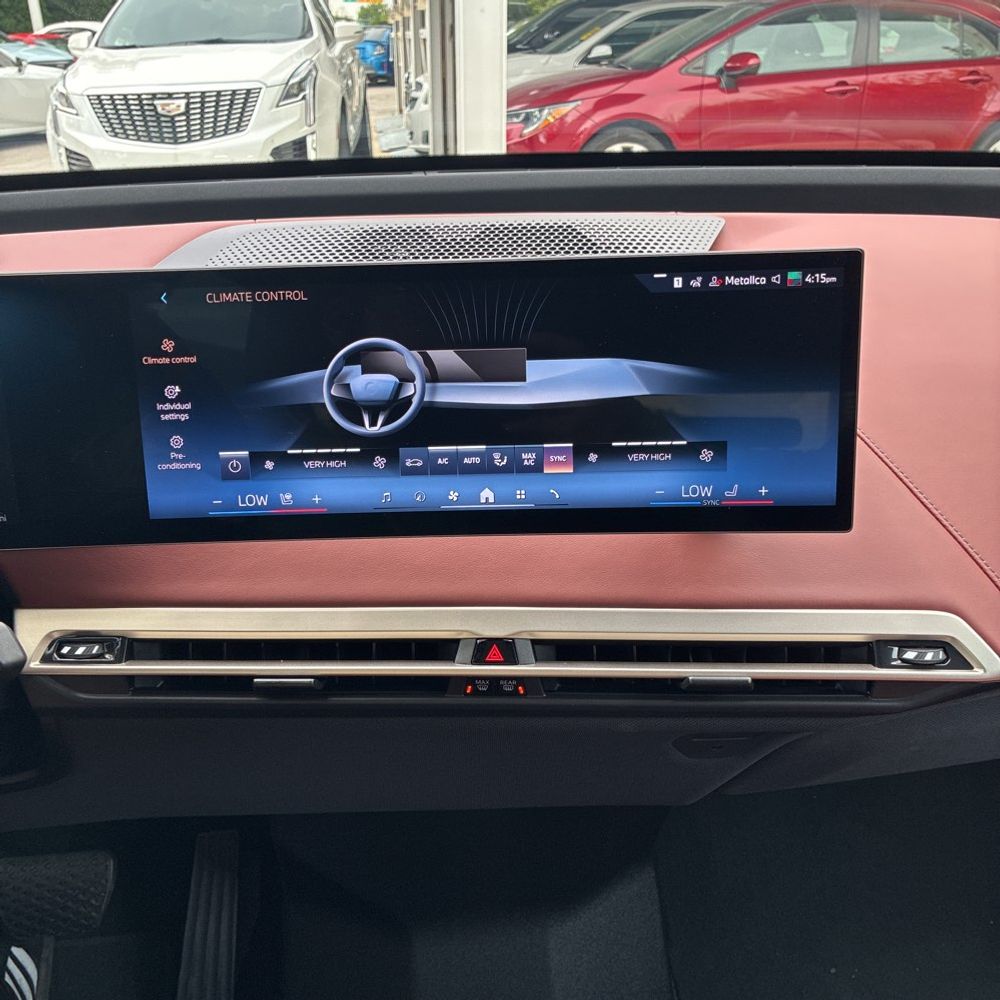 2024 BMW iX xDrive50