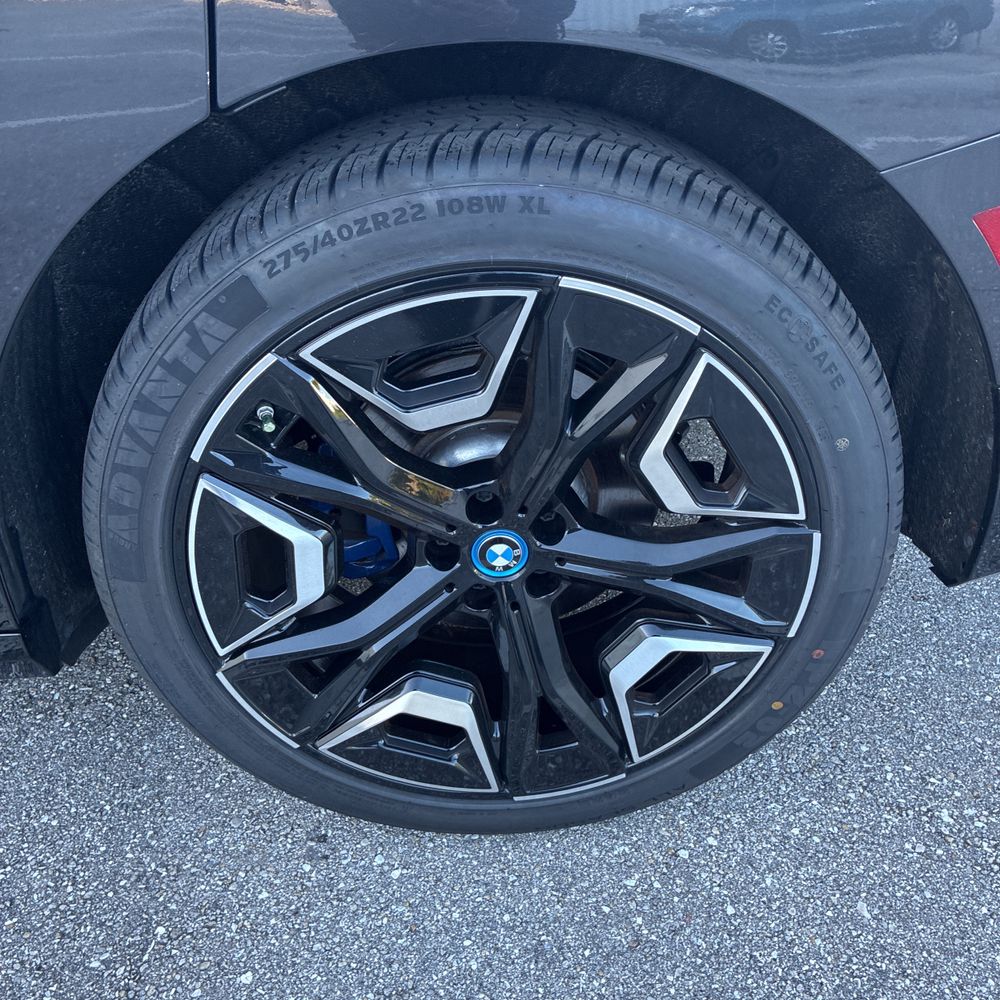 2025 BMW iX xDrive50