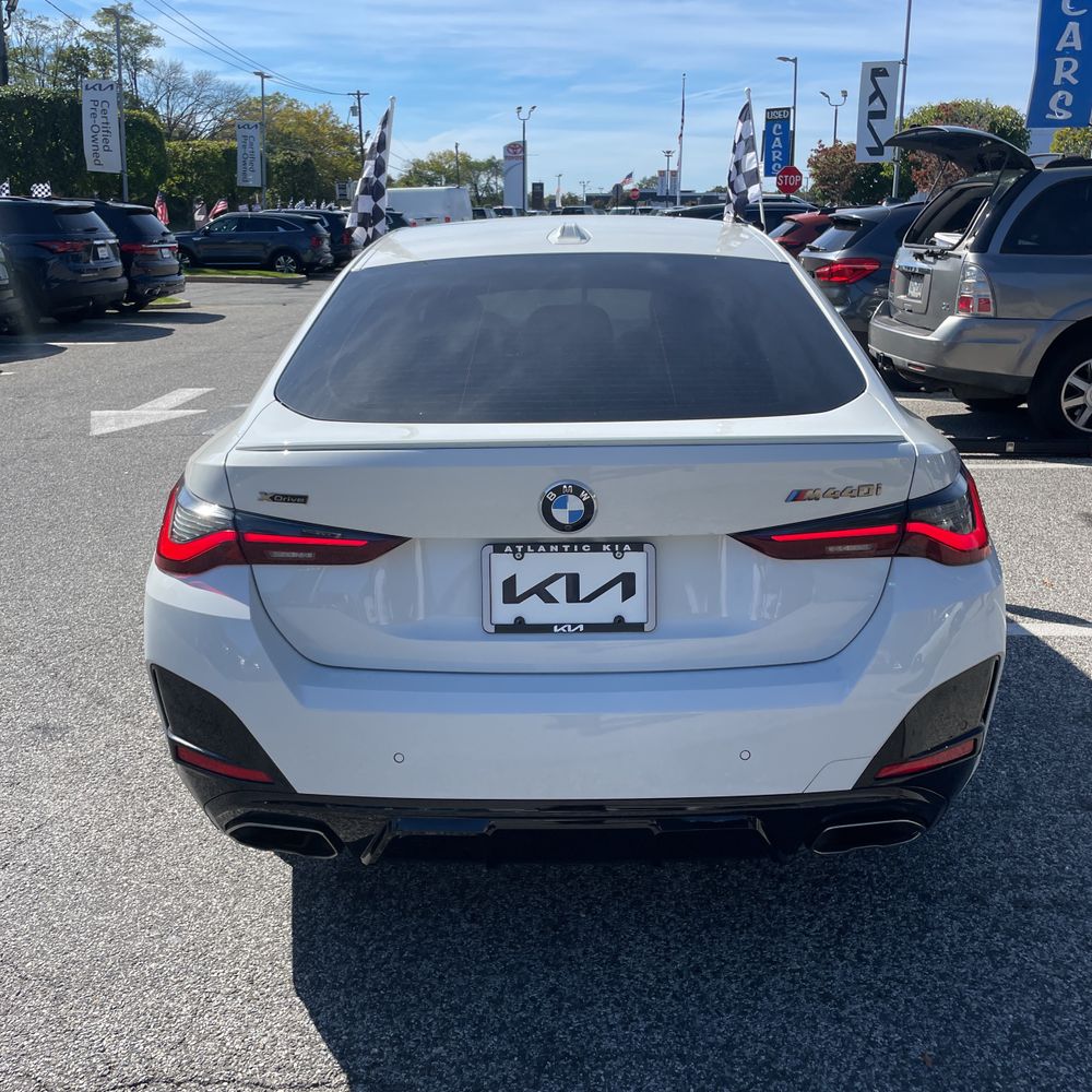 2022 BMW 4-Series M440xi Grn Coupe