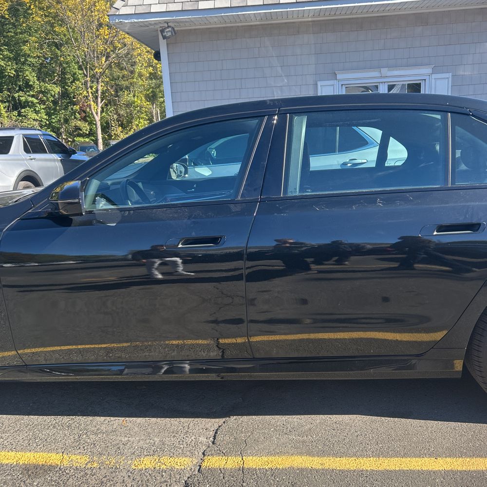 2023 BMW 7-Series 740i