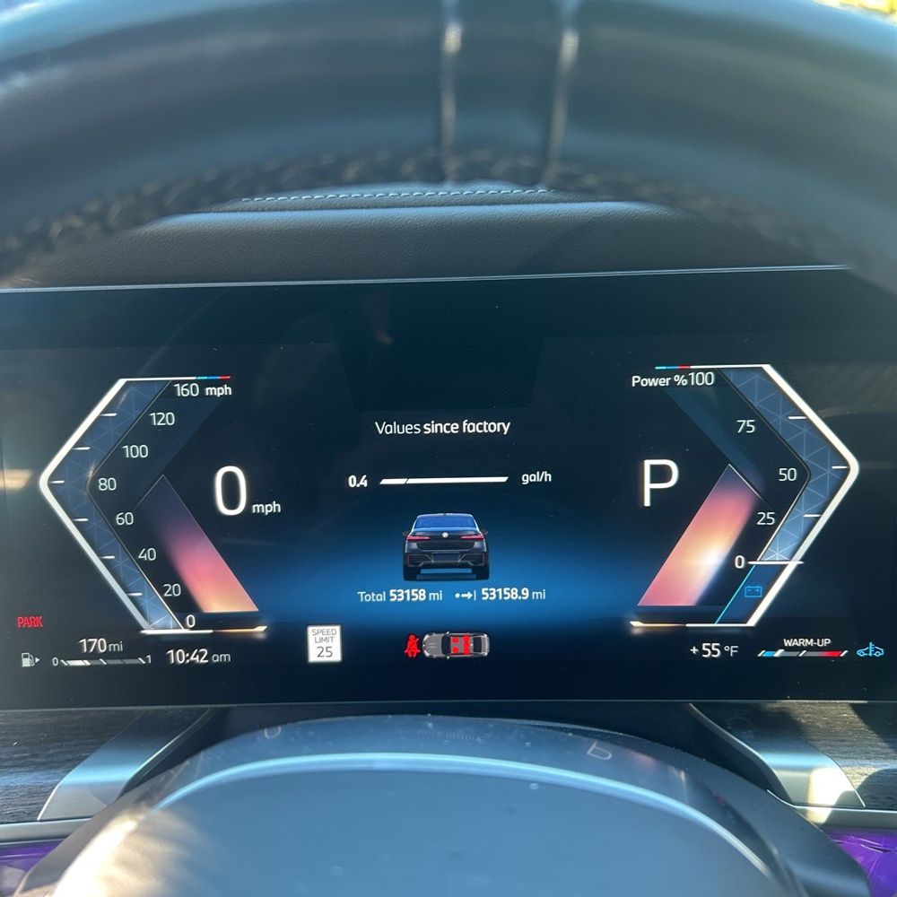 2023 BMW 7-Series 740i