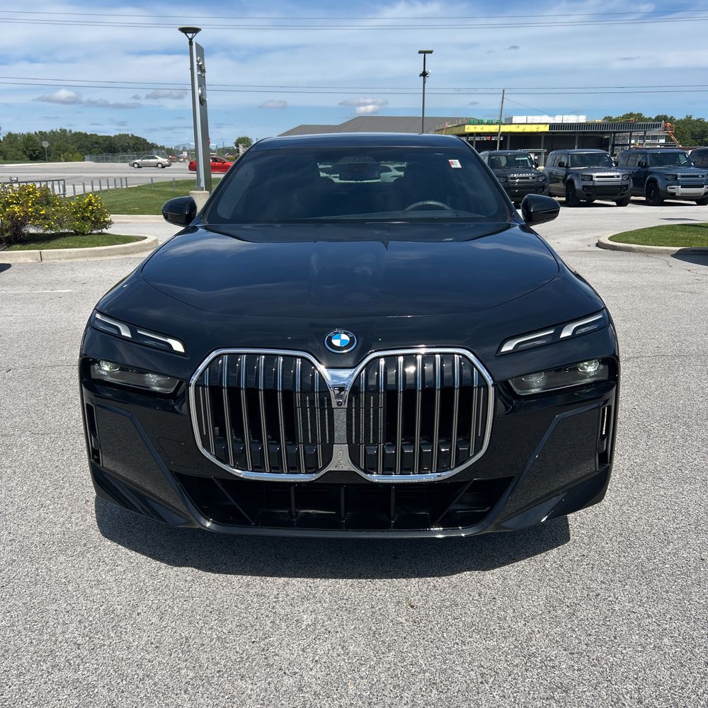 2024 BMW 7-Series 750e xDrive