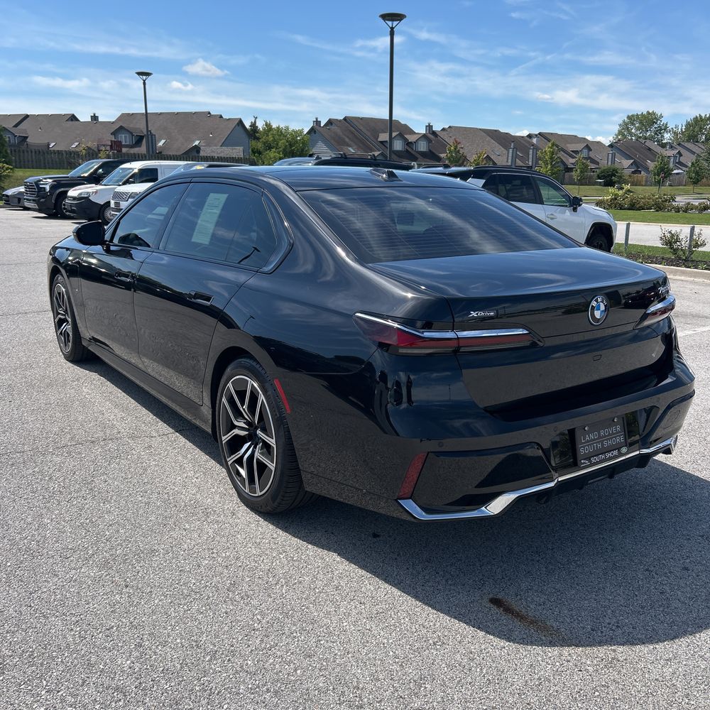 2024 BMW 7-Series 750e xDrive