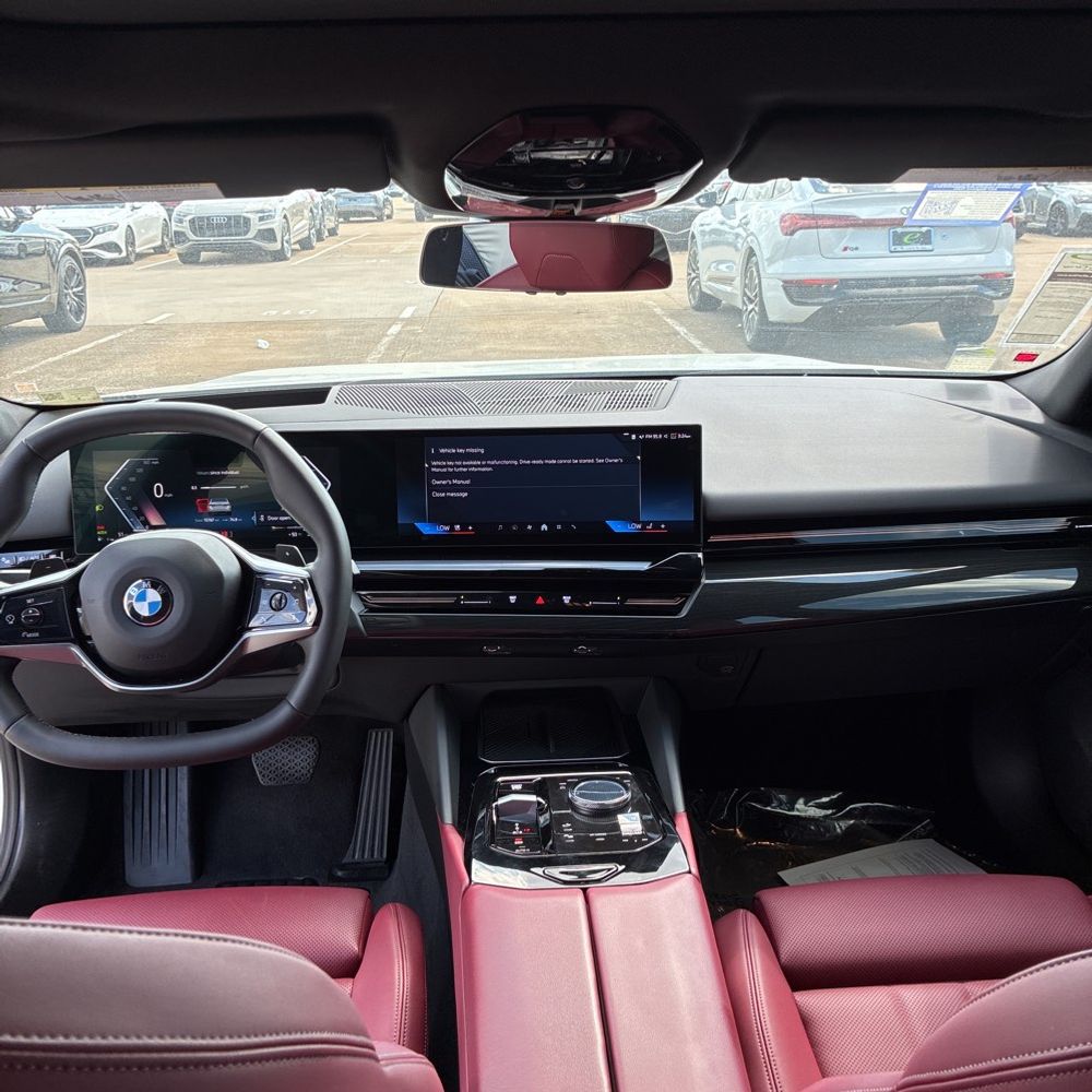 2025 BMW 5-Series 530i