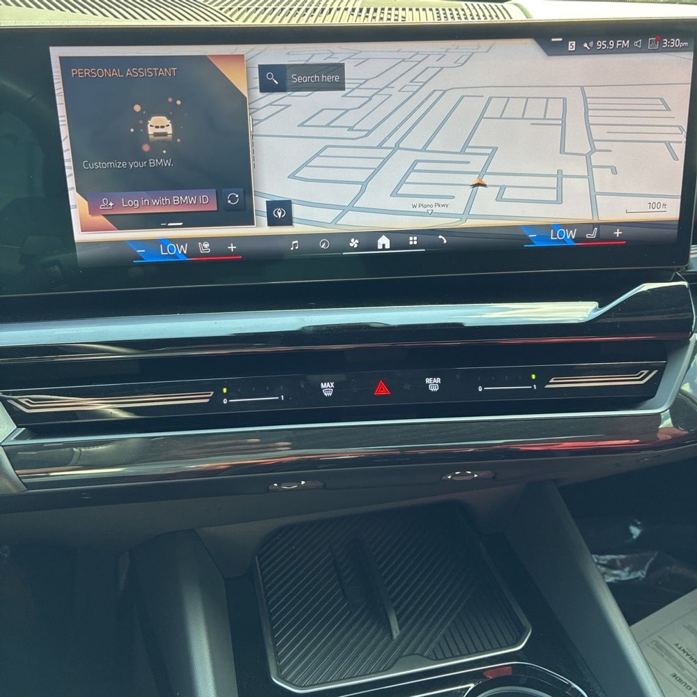 2025 BMW 5-Series 530i
