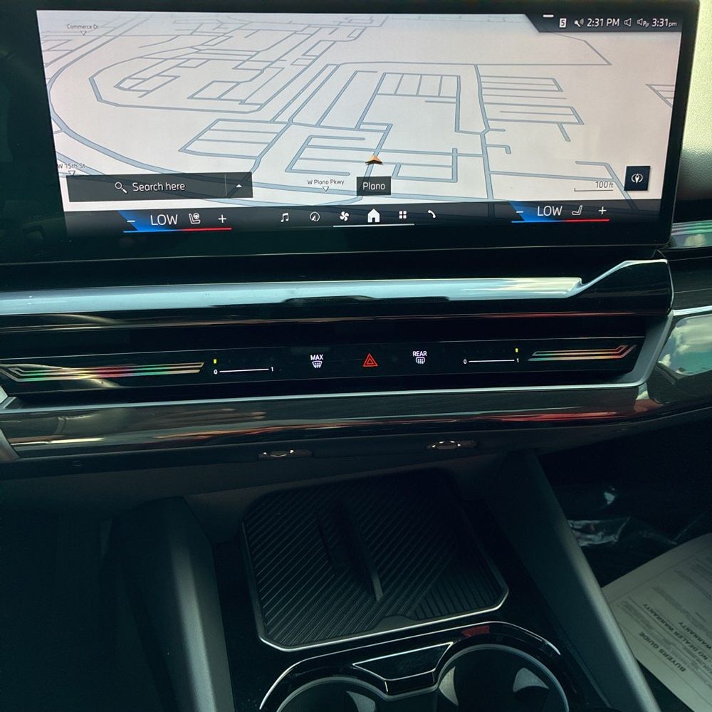 2025 BMW 5-Series 530i