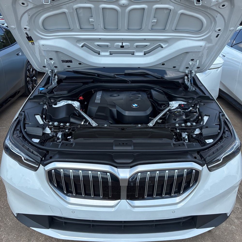 2025 BMW 5-Series 530i