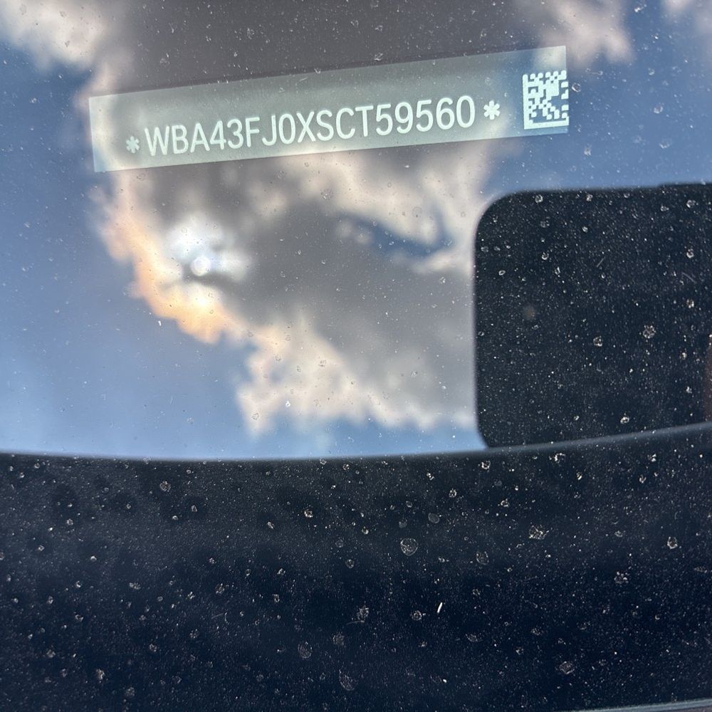 2025 BMW 5-Series 530i