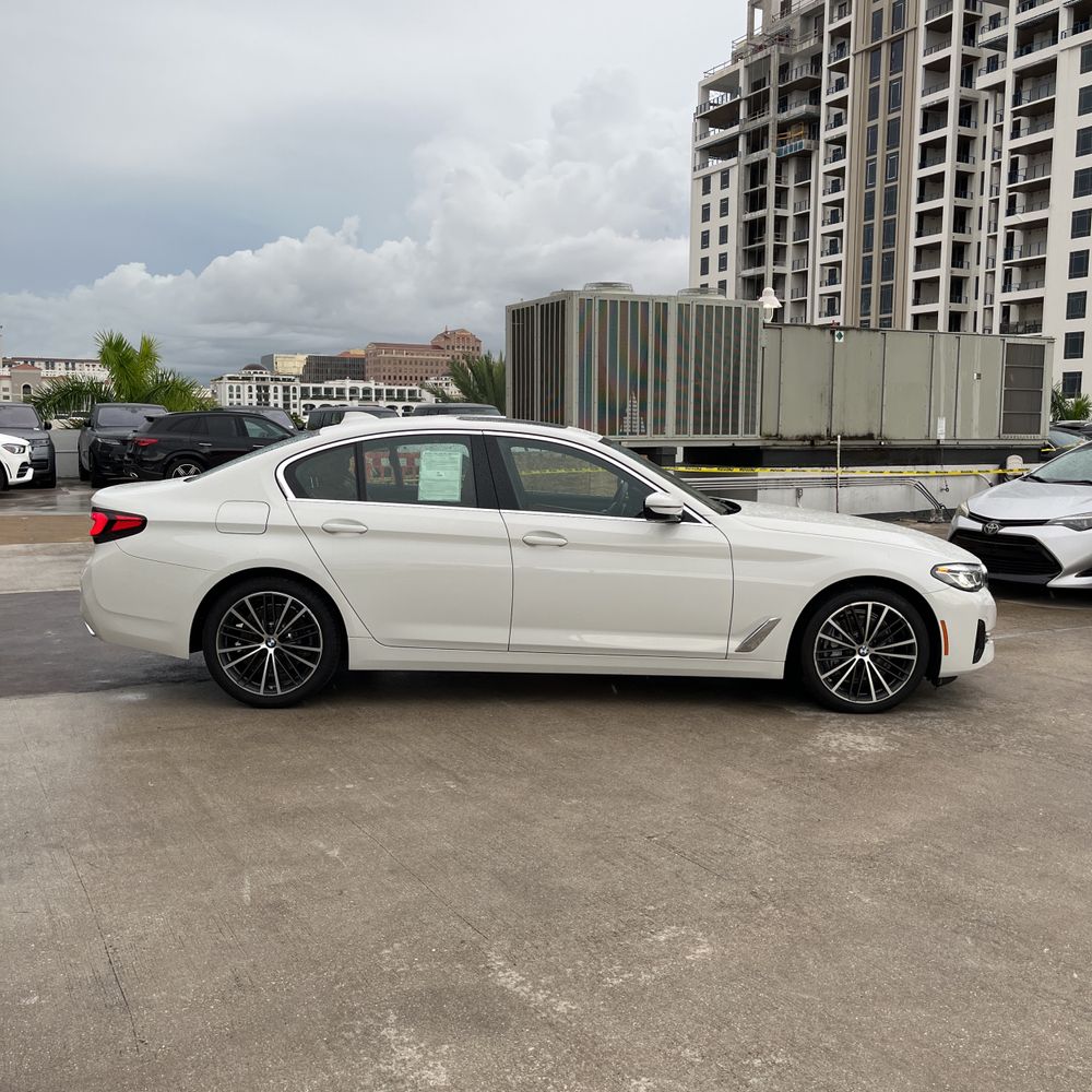 2022 BMW 5-Series 540i