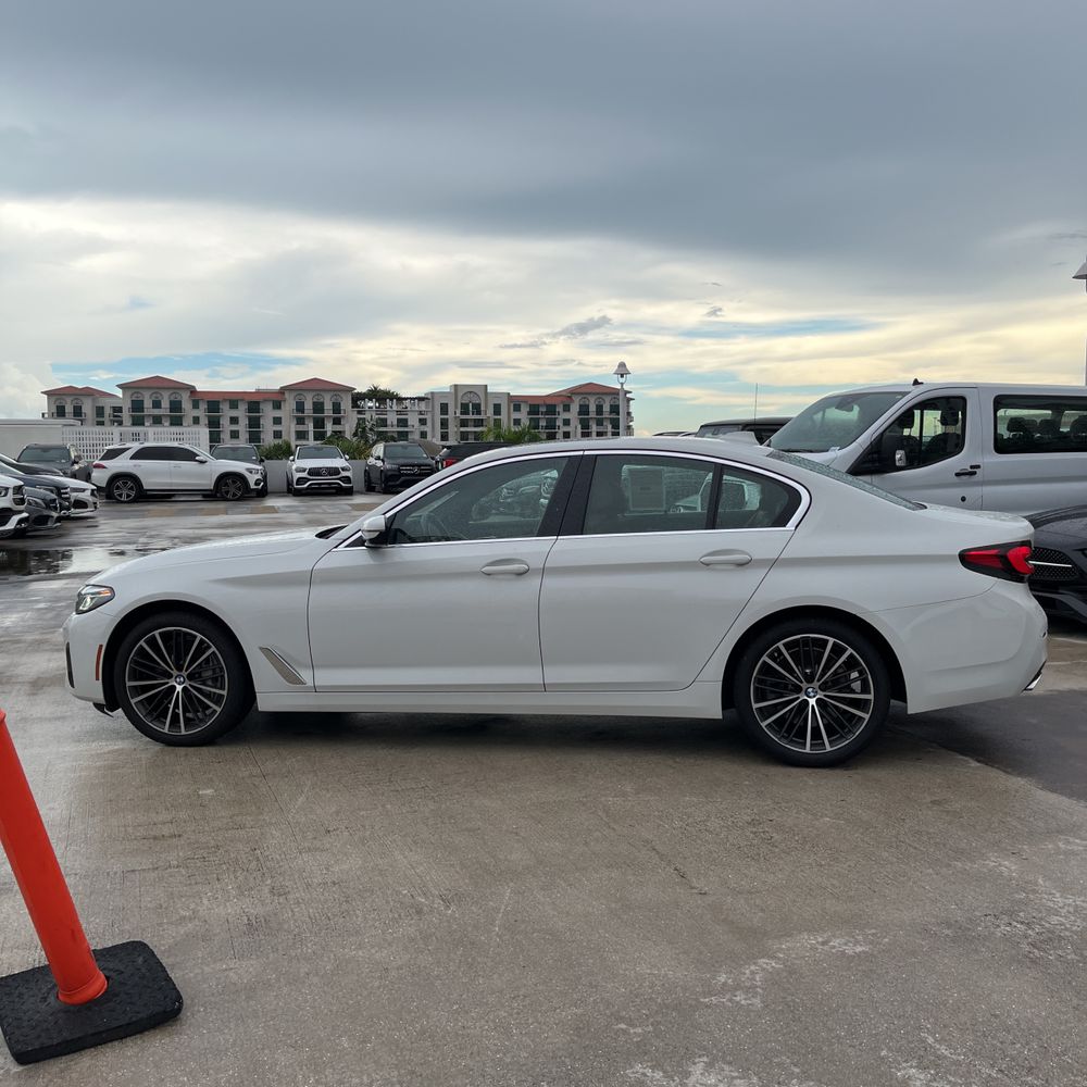 2022 BMW 5-Series 540i