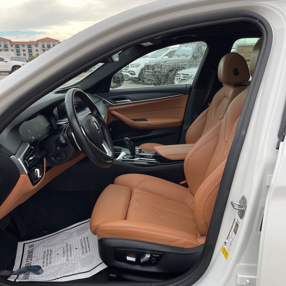 2022 BMW 5-Series 540i