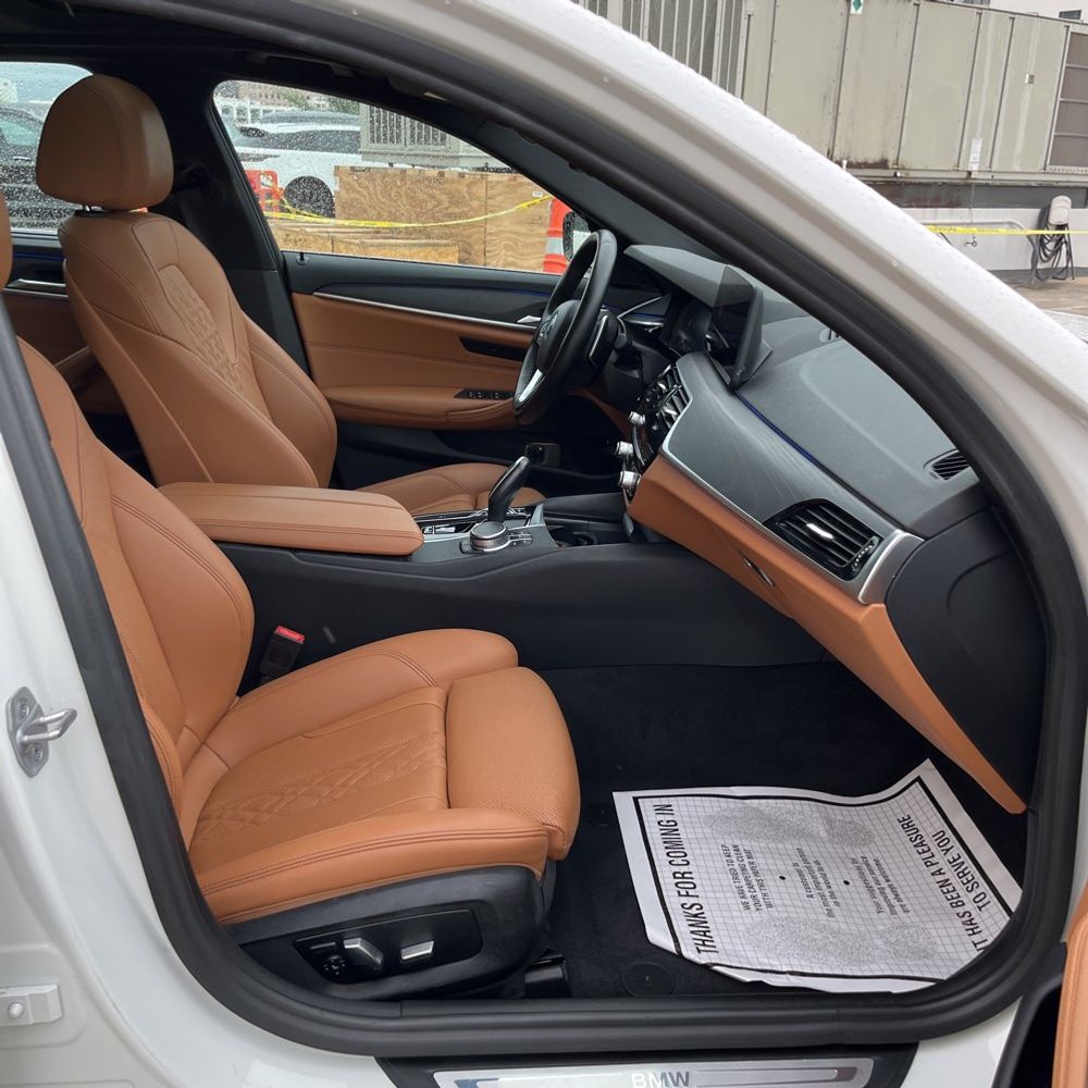 2022 BMW 5-Series 540i