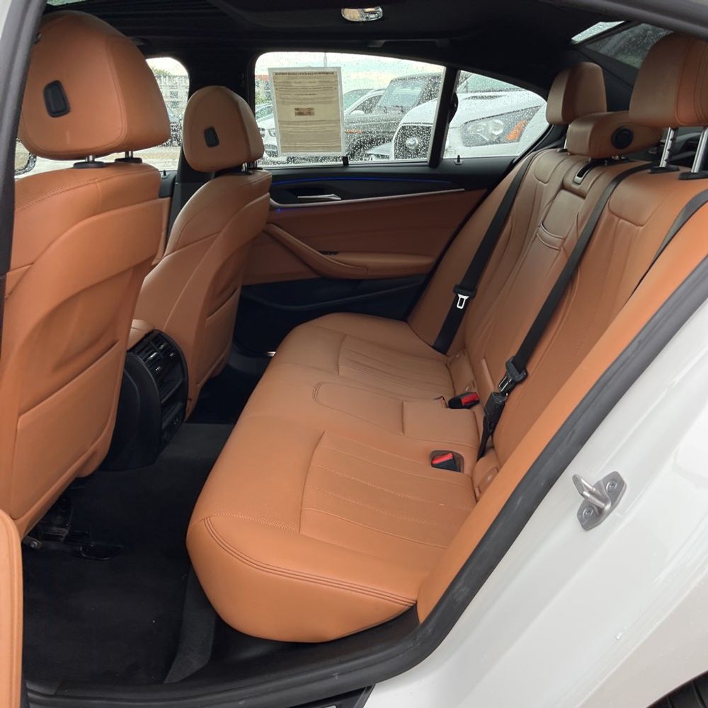 2022 BMW 5-Series 540i
