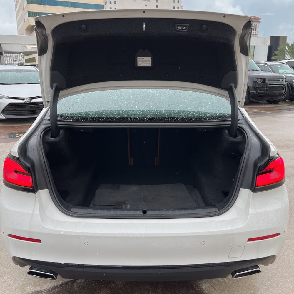 2022 BMW 5-Series 540i