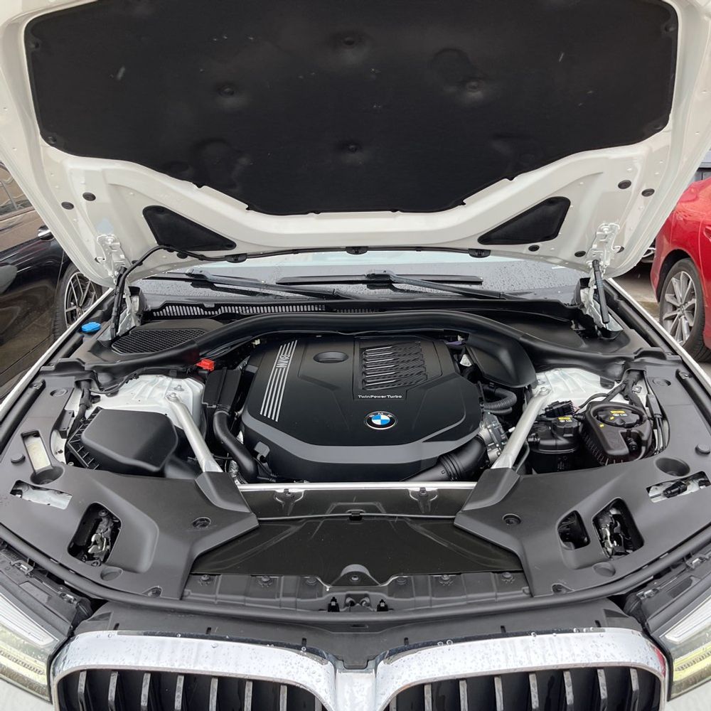 2022 BMW 5-Series 540i