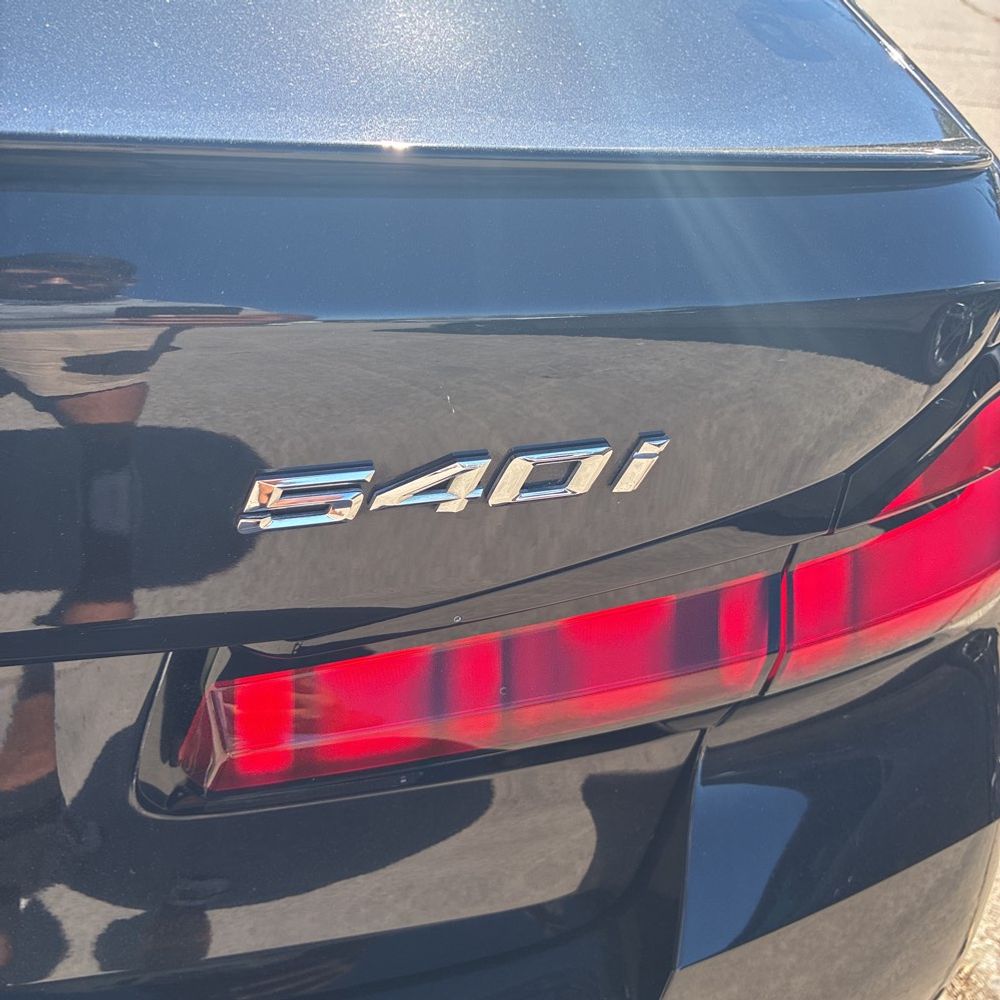 2023 BMW 5-Series 540i
