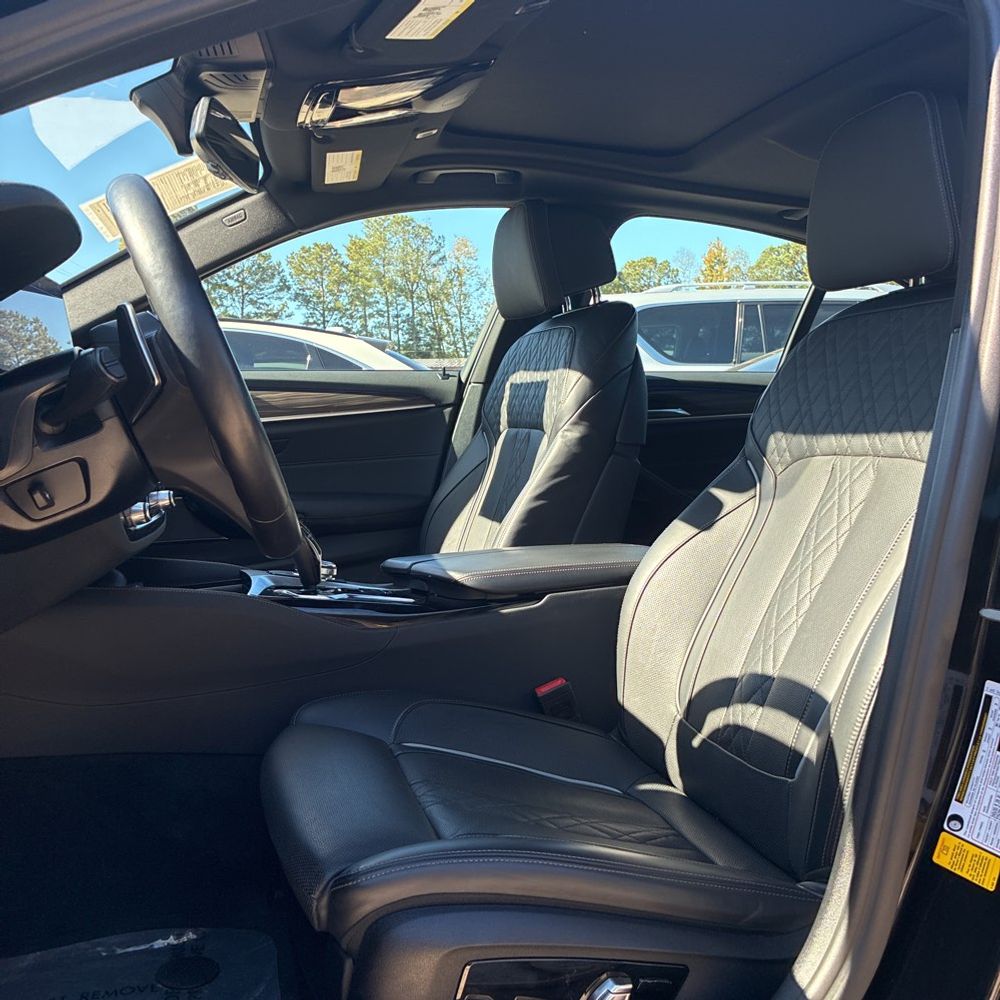 2023 BMW 5-Series 540i